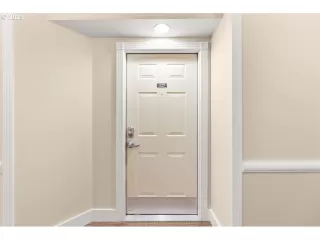 Photo #6: 23188927 Listing 