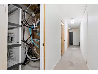 Photo #1: 23190325 Listing