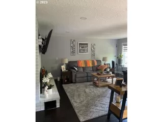 Photo #3: 23190878 Listing 