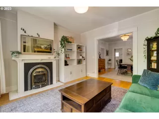 Photo #2: 23192750 Listing