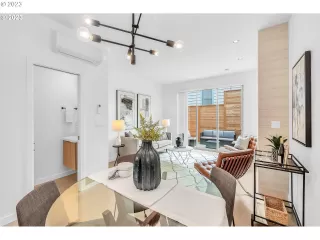 Photo #3: 23192818 Listing