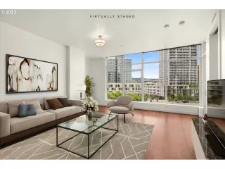 Photo #6: 23193389 Listing