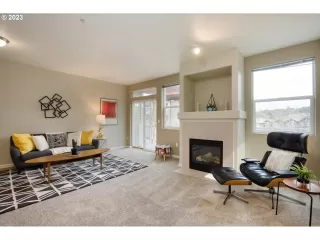 Photo #5: 23193771 Listing 