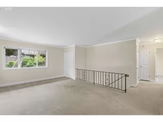 Photo #3: 23194261 Listing