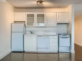 Photo #3: 23194510 Listing 