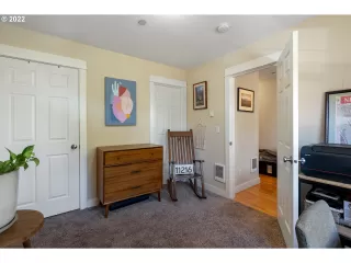 Photo #3: 23196688 Listing