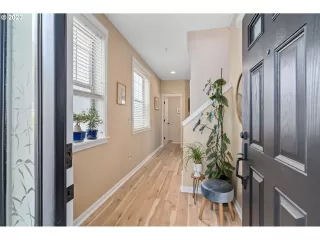 Photo #2: 23197349 Listing