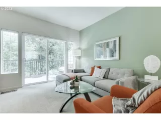 Photo #6: 23198675 Listing 