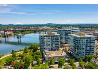 Photo #1: 23198773 Listing