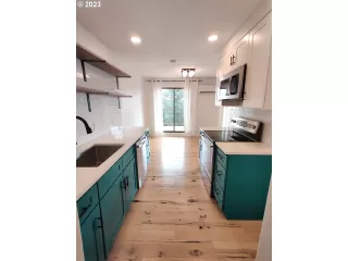 Photo #1: 23199136 Listing