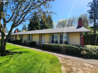 Photo #1: 23199947 Listing