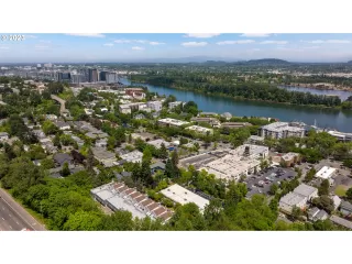 Photo #5: 23200183 Listing 