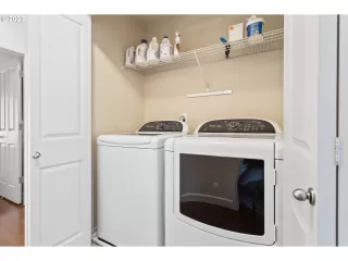 Photo #4: 23201980 Listing