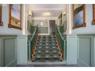 Photo #2: 23202319 Listing 