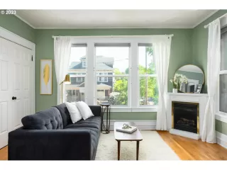 Photo #3: 23202319 Listing 