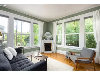 Photo #5: 23202319 Listing 