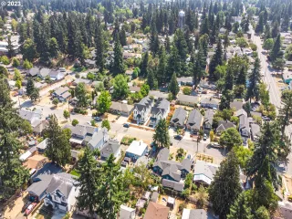 Photo #3: 23202363 Listing