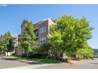 Photo #2: 23202546 Listing