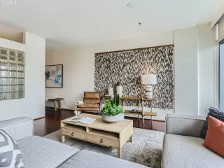 Photo #6: 23203255 Listing 