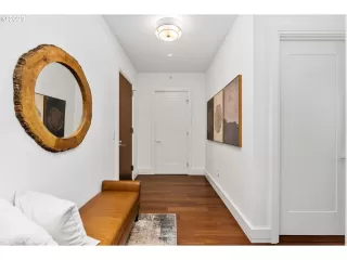 Photo #2: 23204195 Listing 