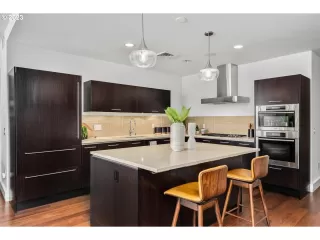 Photo #6: 23204195 Listing 