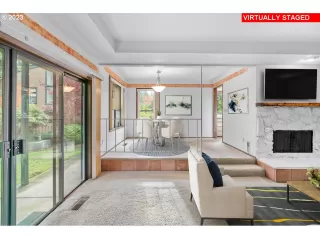 Photo #3: 23205998 Listing