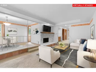 Photo #4: 23205998 Listing