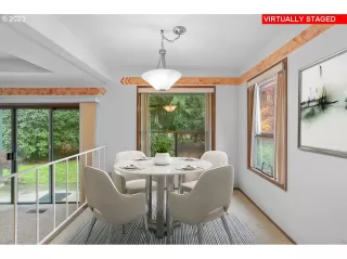 Photo #5: 23205998 Listing