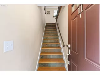 Photo #2: 23207361 Listing 