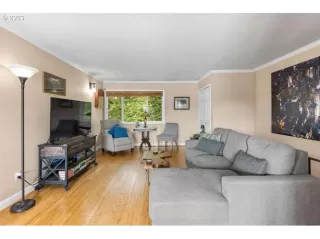 Photo #3: 23207361 Listing 