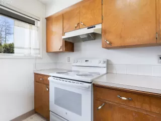 Photo #3: 23207681 Listing