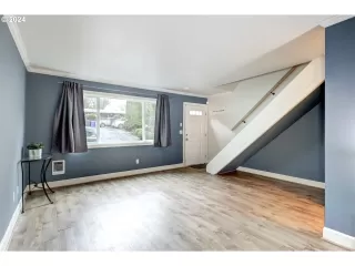 Photo #3: 23208363 Listing