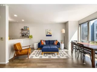 Photo #1: 23209163 Listing 