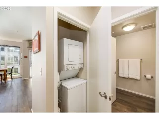 Photo #6: 23209163 Listing 