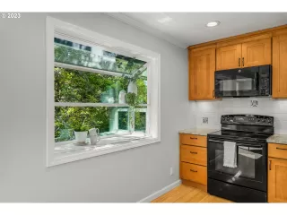 Photo #5: 23209241 Listing 