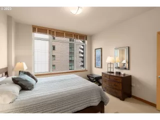 Photo #3: 23210100 Listing