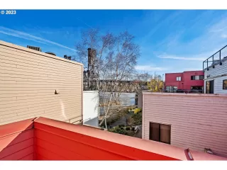 Photo #4: 23213423 Listing