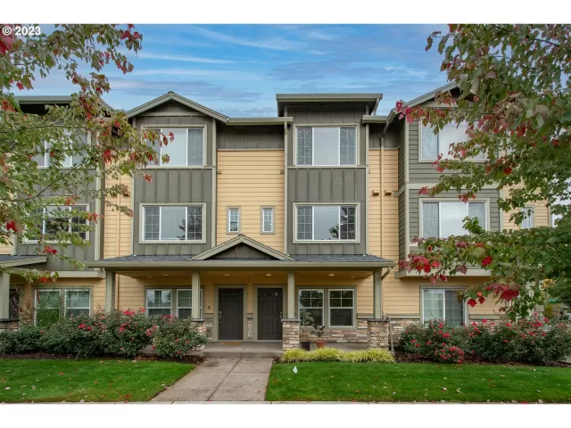 MLS: 23213509 Condo For Sale