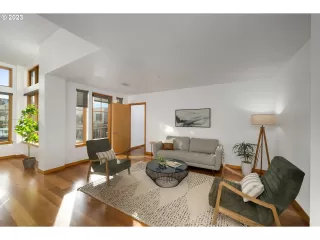 Photo #4: 23213606 Listing 