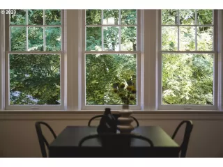 Photo #3: 23215568 Listing