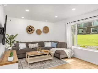 Photo #4: 23216867 Listing 