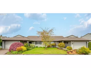 Photo #4: 23217602 Listing