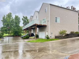 Photo #3: 23217653 Listing