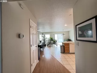 Photo #6: 23217653 Listing