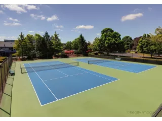 Photo #4: 23218300 Listing