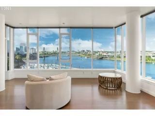 Photo #4: 23218999 Listing 