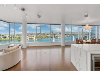 Photo #6: 23218999 Listing 