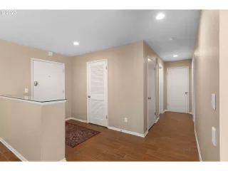 Photo #3: 23220202 Listing