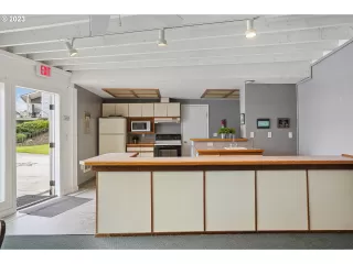 Photo #3: 23224815 Listing