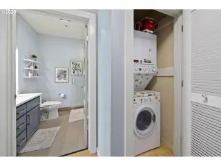 Photo #6: 23225078 Listing